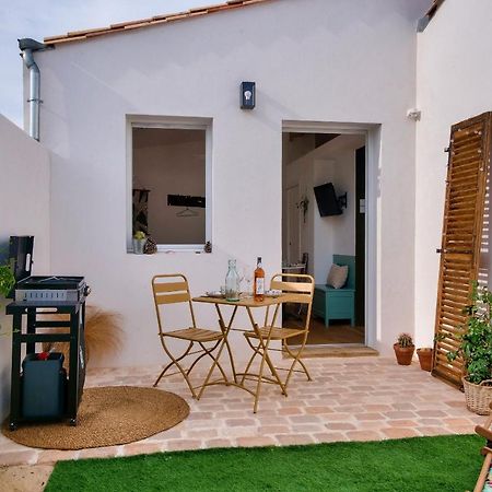 Studio Avec Terrasse A 250 Metres Du Port Rivedoux-Plage Ngoại thất bức ảnh